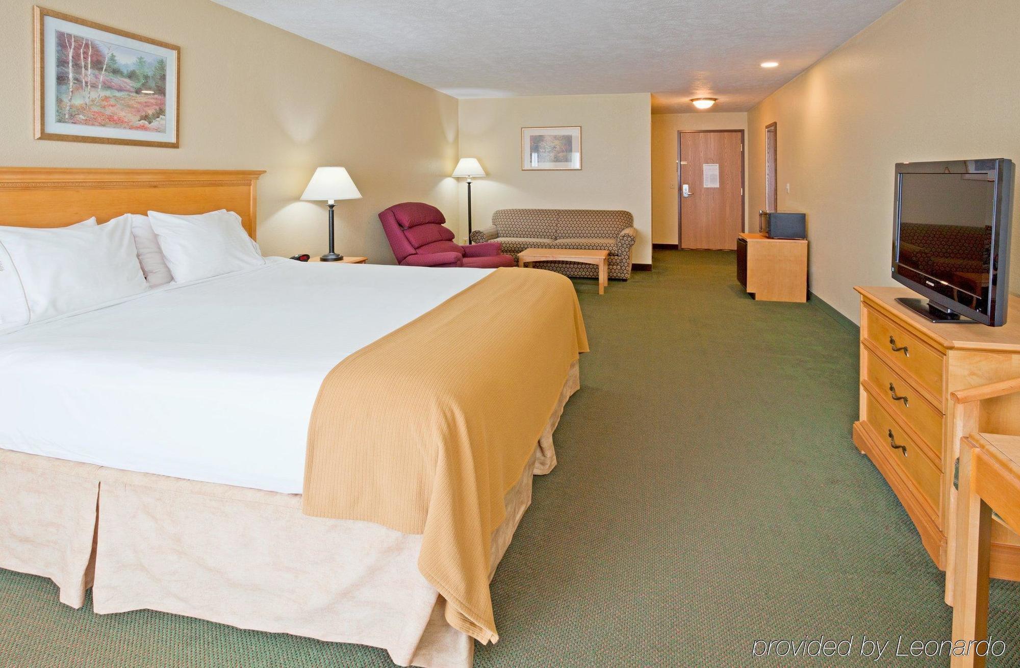 Holiday Inn Express Munising-Lakeview, An Ihg Hotel Zimmer foto