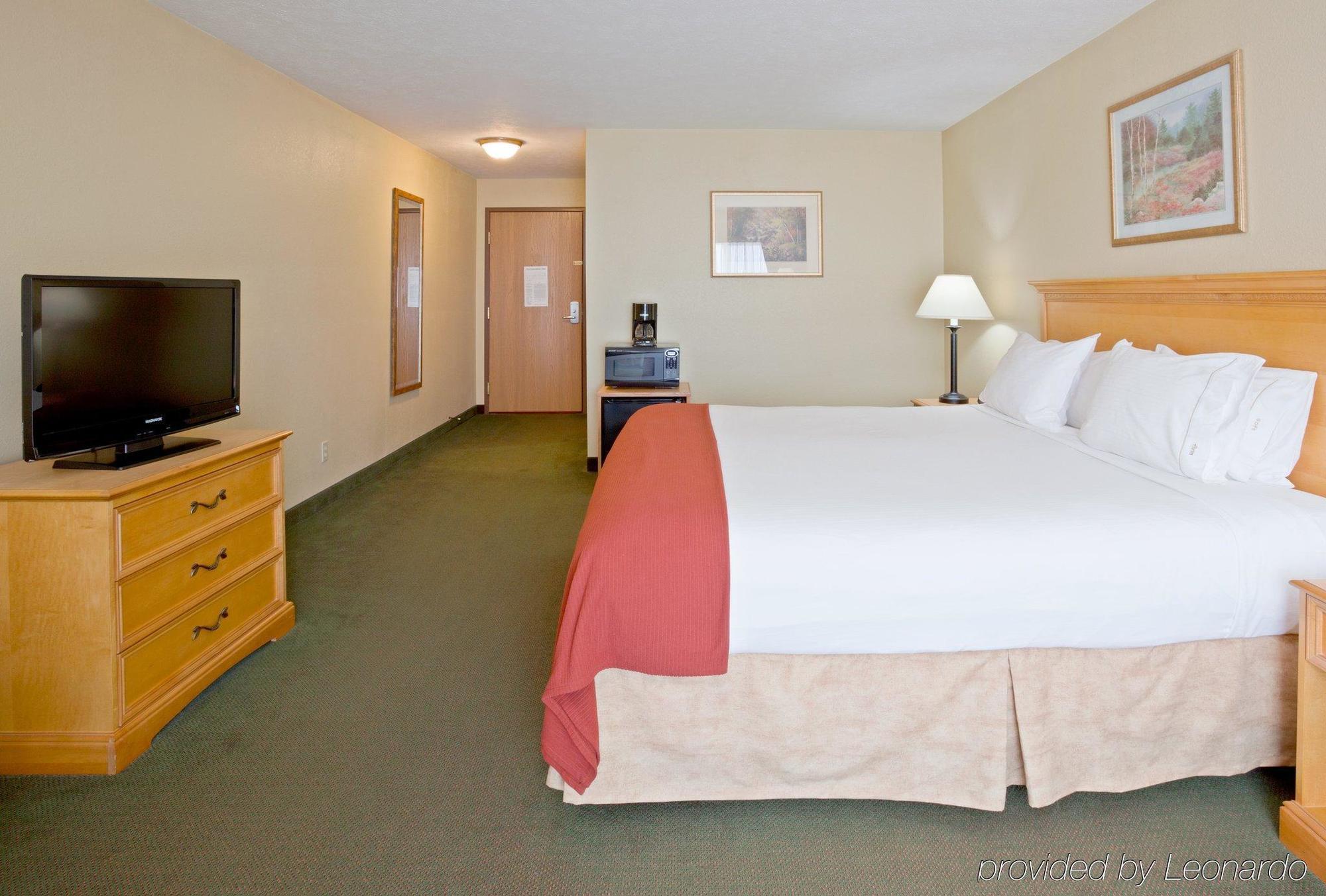 Holiday Inn Express Munising-Lakeview, An Ihg Hotel Zimmer foto